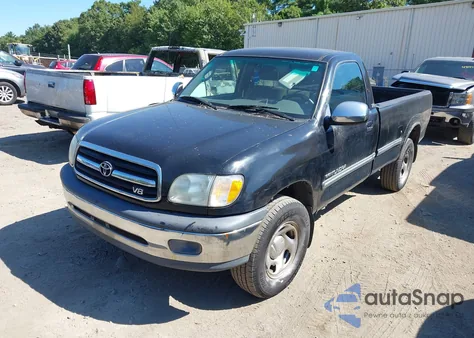 2002 Toyota Tundra Sr5 V8 z USA, uszkodzony, nr VIN 5TBKT441X2S231121